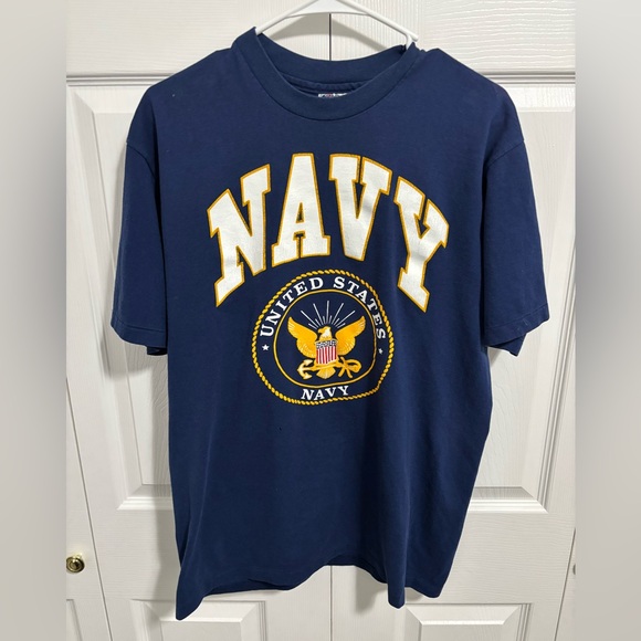 Hanes Other - Vintage 80s NAVY shirt